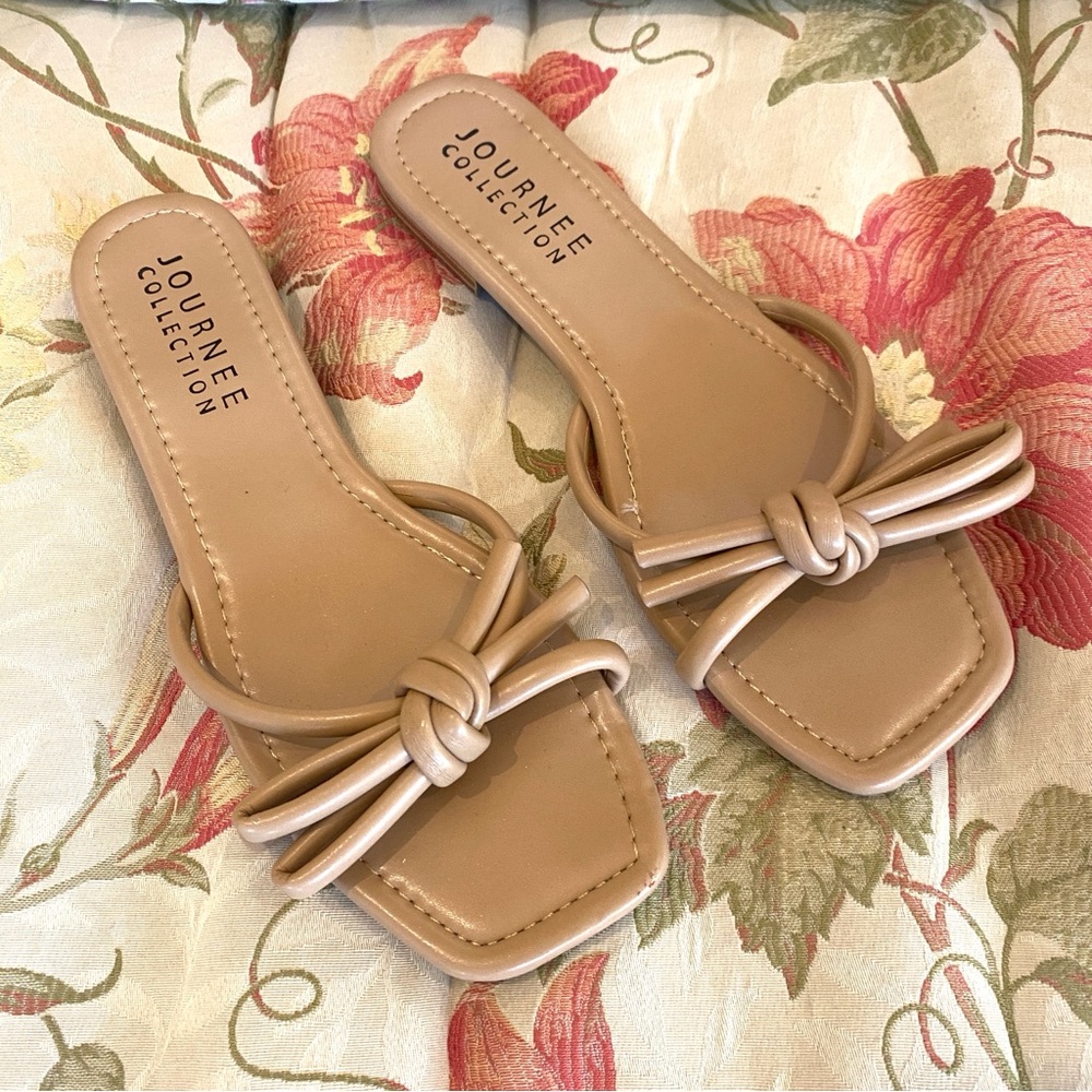 Journey bow slide sandals